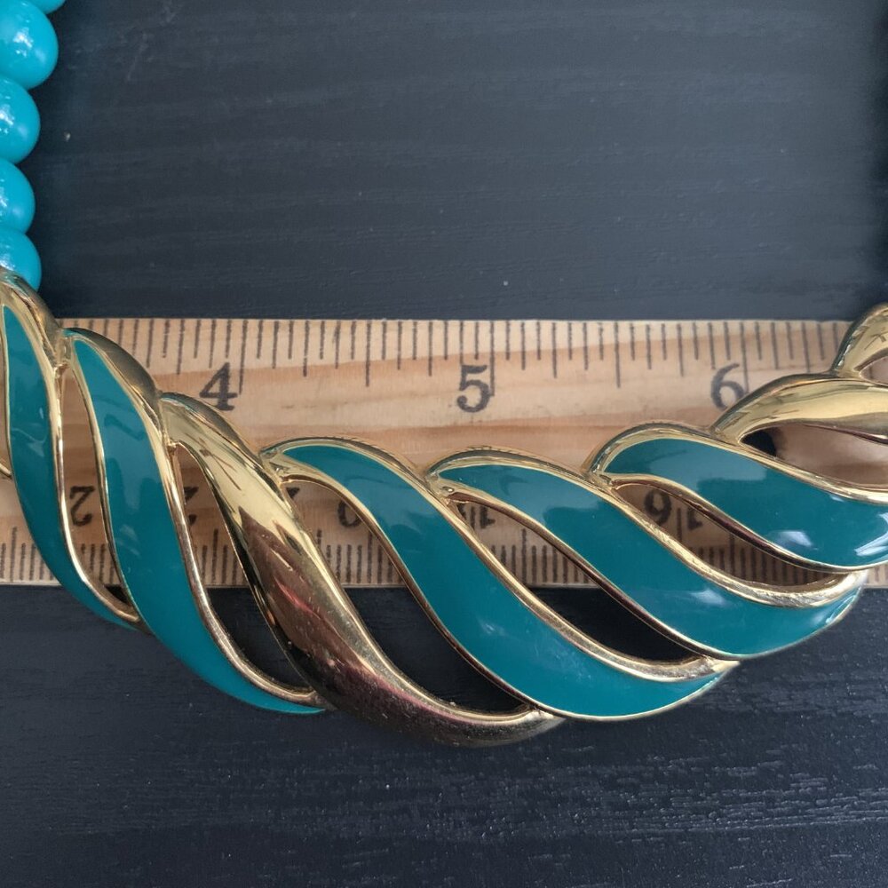Monet Bib Necklace - Picture 2 of 4